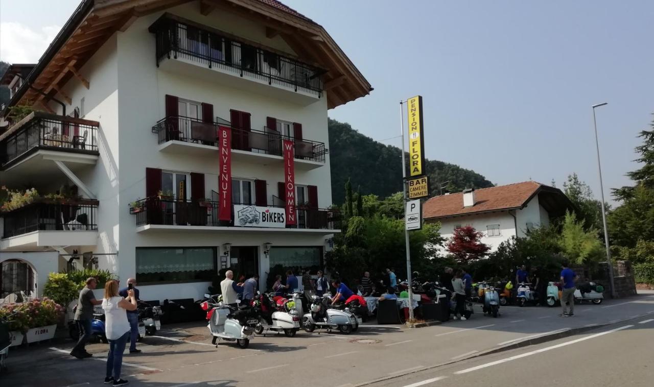 Gasthaus Pension Flora 호텔 Ora / Auer 외부 사진